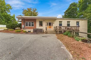 173 School St, North Smithfield, RI 02824 - Photo 1