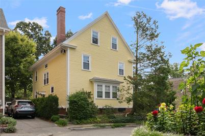 25 Orchard Place, Providence, RI 02906 - Photo 1