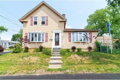 62 Coit Avenue, West Warwick, RI 02893 - Photo 1