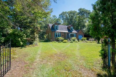 160 Alton Bradford Road, Hopkinton, RI 02808 - Photo 1