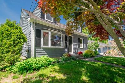 64 Holliston Avenue, Portsmouth, RI 02871 - Photo 1