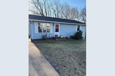 226 Villa Avenue, North Providence, RI 02904 - Photo 1