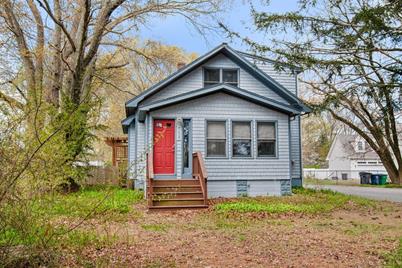 565 Sandy Lane, Warwick, RI 02889 - Photo 1