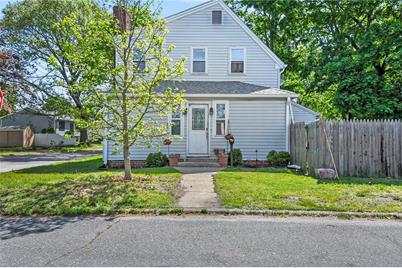 272 Pequot Avenue, Warwick, RI 02889 - Photo 1