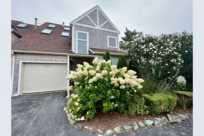 15 Hammersmith Road #16A, Newport, RI 02840 - Photo 1