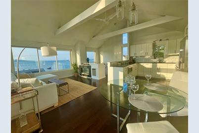 128 Berkley Avenue, Portsmouth, RI 02871 - Photo 1