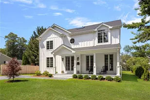 209 S Rhode Island Ave, Newport, RI 02840 - Photo 1