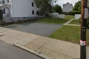 672 Douglas Ave, Providence, RI 02908 - Photo 1