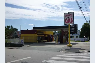 435 Mount Pleasant Avenue, Providence, RI 02908 - Photo 1