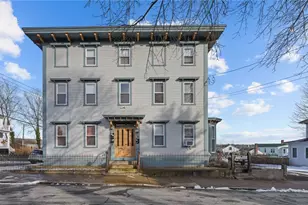 154 Peirce St, East Greenwich, RI 02818 - Photo 1