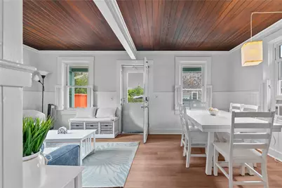 17 Warren Avenue #17, Middletown, RI 02842 - Photo 1