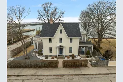 58 Washington Street #3, Newport, RI 02840 - Photo 1