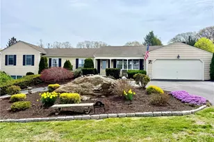 39 Greenbriar Rd, West Warwick, RI 02893 - Photo 1