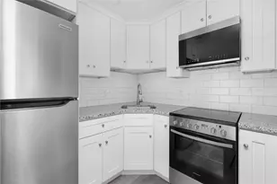 66 Jefferson Ave, Pawtucket, RI 02860 - Photo 1