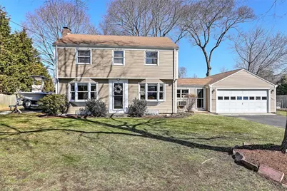 7 Deerfield Drive, Barrington, RI 02806 - Photo 1