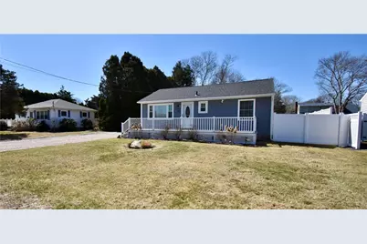 60 Montauk Avenue, Westerly, RI 02891 - Photo 1