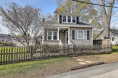 4 Wamsetta Avenue, East Providence, RI 02915 - Photo 1