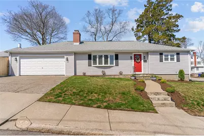 85 Raleigh Avenue, Pawtucket, RI 02860 - Photo 1