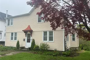 196 Columbia St, South Kingstown, RI 02879 - Photo 1