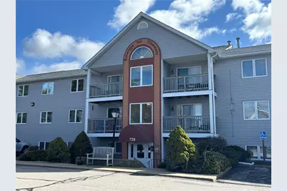 728 Beverage Hill Avenue #16, Pawtucket, RI 02861 - Photo 1