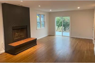 152 Tuckerman Avenue #5, Middletown, RI 02842 - Photo 1