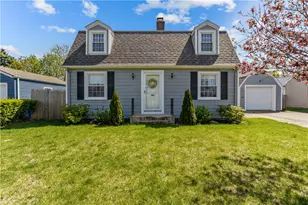 15 Broadmoor Rd, Cranston, RI 02910 - Photo 1