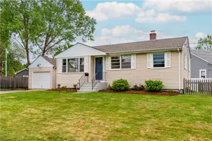 162 N Country Club Dr, Warwick, RI 02888 - Photo 1