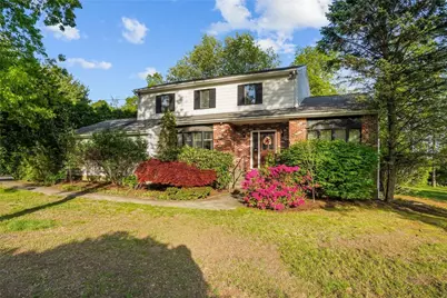 5 Chaloner Court, Cranston, RI 02921 - Photo 1