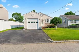 28 Mac Gregor St, Providence, RI 02904 - Photo 1