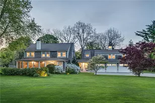 15 Rumstick Dr, Barrington, RI 02806 - Photo 1