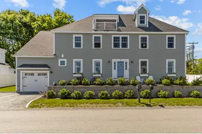 11 Narragansett Avenue, Portsmouth, RI 02871 - Photo 1