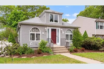 71 Lakeside Avenue, Cranston, RI 02910 - Photo 1