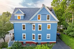 75 Knowles St, Providence, RI 02906 - Photo 1