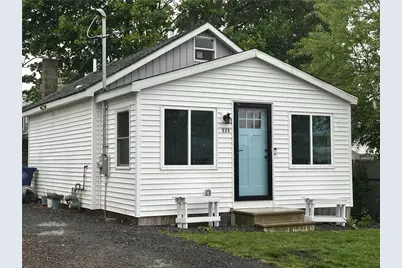 111 Samuel Gorton Avenue, Warwick, RI 02889 - Photo 1