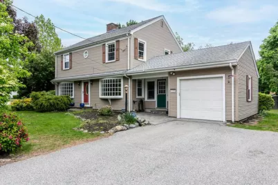 1390 New London Avenue, Cranston, RI 02920 - Photo 1