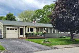 6 Colonial Rd, Coventry, RI 02816 - Photo 1