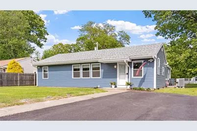 21 Meadowrue Trail, Narragansett, RI 02874 - Photo 1