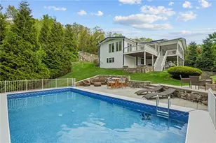 196 Stillwater Rd, Smithfield, RI 02917 - Photo 1