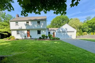 6 Owings Stone Rd, Barrington, RI 02806 - Photo 1