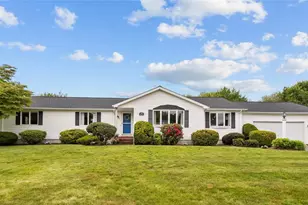 15 Womantam Ln, Cumberland, RI 02864 - Photo 1