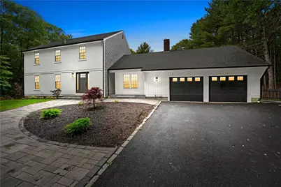 1575 Middle Road, East Greenwich, RI 02818 - Photo 1