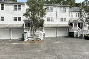 881 Greenwich Ave, Warwick, RI 02886 - Photo 1