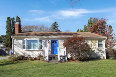 17 Wood Road, Middletown, RI 02842 - Photo 1