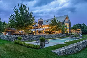 230 Briarwood Ln, Portsmouth, RI 02871 - Photo 1