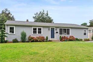 149 Weeden Dr, Warwick, RI 02818 - Photo 1