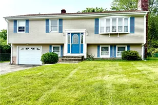 9 Jenny Ln, Bristol, RI 02809 - Photo 1