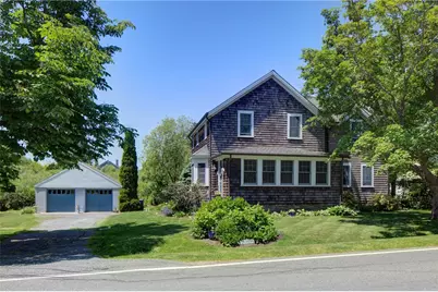 201 Paradise Avenue, Middletown, RI 02842 - Photo 1