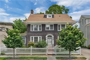 112 Elton St, Providence, RI 02906 - Photo 1