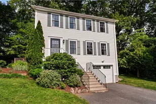 28 Narragansett Rd, Cumberland, RI 02864 - Photo 1