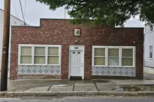 661 Douglas Ave, Providence, RI 02908 - Photo 1